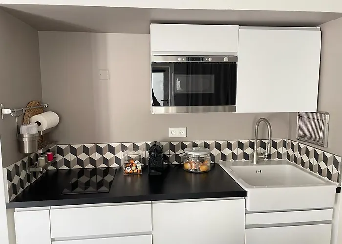 Le Bonheur De La Campagne A La - Grand En Plein Coeur De La Apartament Nîmes